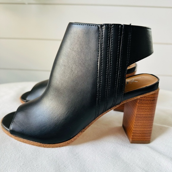 WOMEN'S XOXO VANDA DRESS SANDALS SIZE 7 - Picture 2 of 7